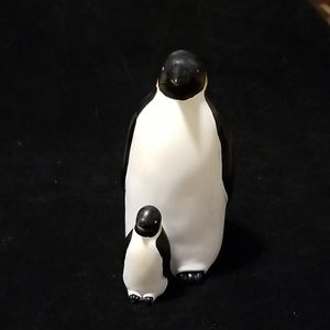 Penguin with chic, figurine, EUC